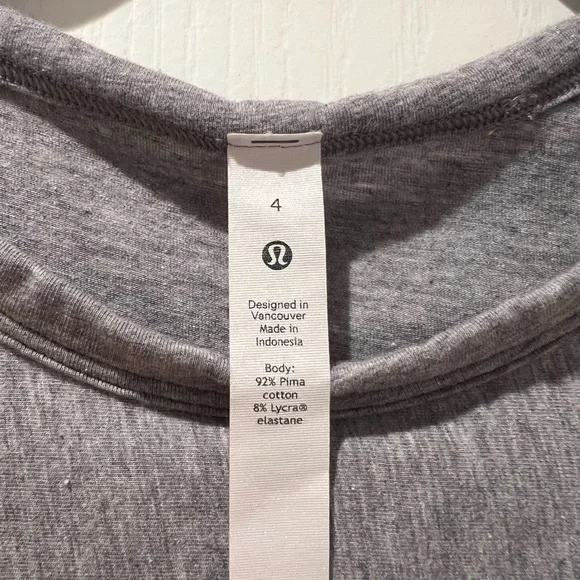 LULULEMON Crescent Tee Heathered Grey Size 4 - Picture 7 of 8